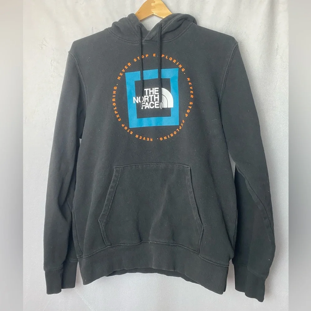 The North Face Men's Geo NSE Hoodie in TNF Black Harbor Blue / Orange Logo S